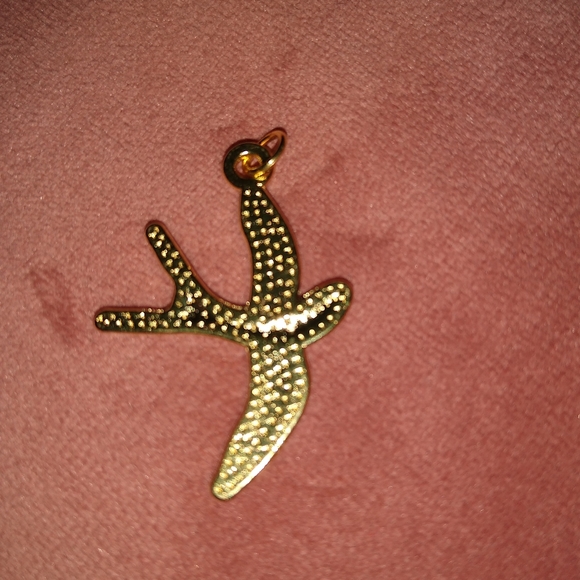 BOGO New Gold Flying Bird Charm for Necklace or Bracelet Seagull Pendant - Picture 4 of 6